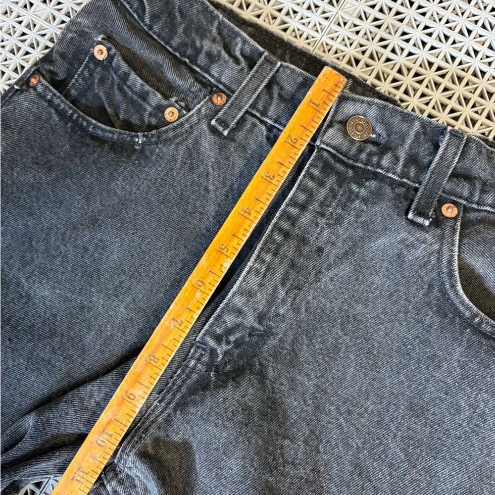 Vintage 90’s Levi’s 560 Loose Fit Straight-Leg Black Wash Jeans - Picture 6 of 10